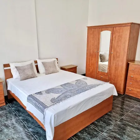 Homestay Sublime Brown Bedroom